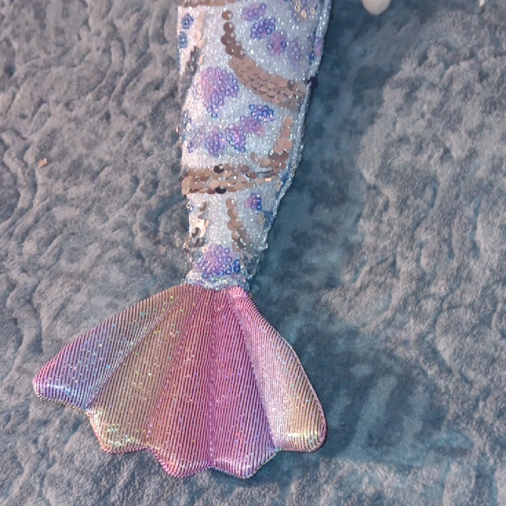 Mermaid Doll - Picture 7 of 12